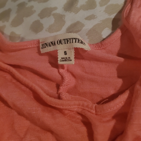 Small top - Picture 2 of 2